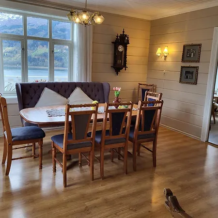 Solheim Gard סטרין