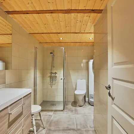 Solheim Gard * סטרין