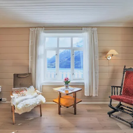 בית נופש Solheim Gard